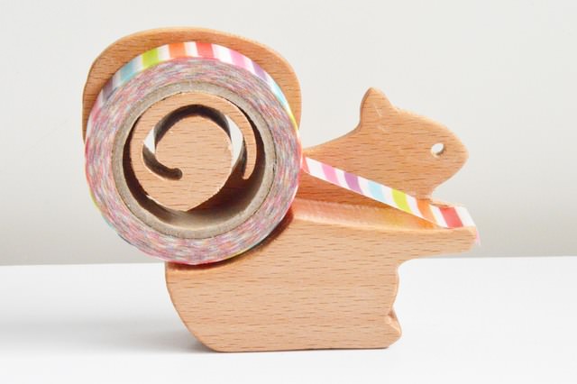 ピリカラマキアート 木で切るテープカッター☆リスタイプ